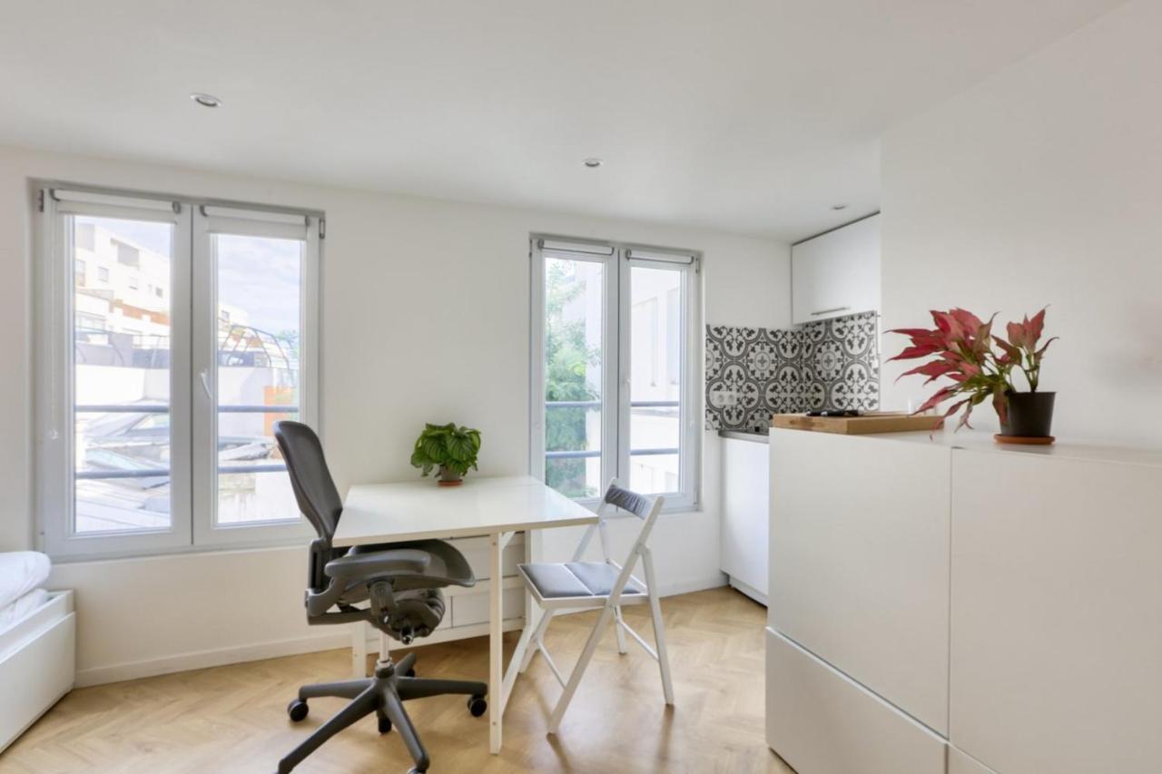 Super Studio In The 11Th District Paris Exterior photo